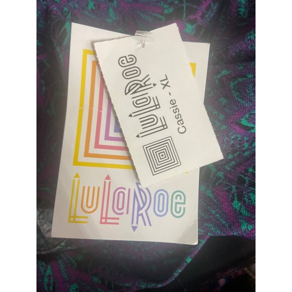 Lularoe Cassie Size XL Below Knee Paisley Purple Skirt NWT - Picture 6 of 7